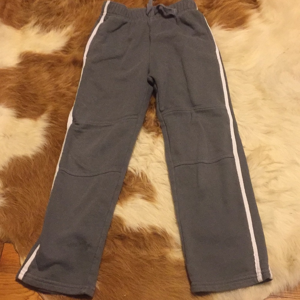 Boys sweats size 7